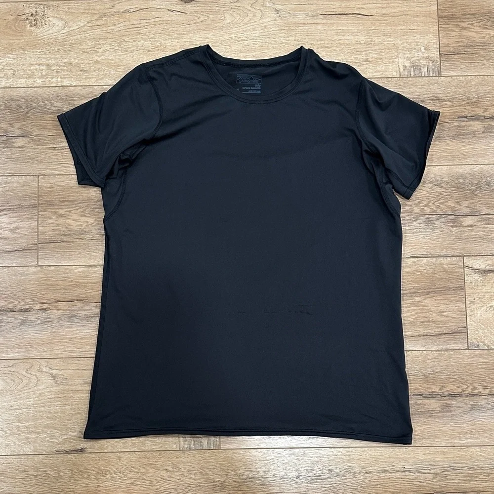 Patagonia Men's Capilene Base layer Black T-Shirt